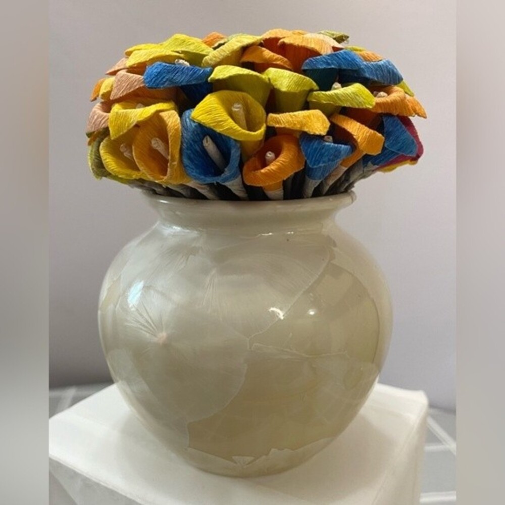 Vtg Vase & Dyed Sola Wood Flowers Opalescent Design Glaze Ceramic Art Unique